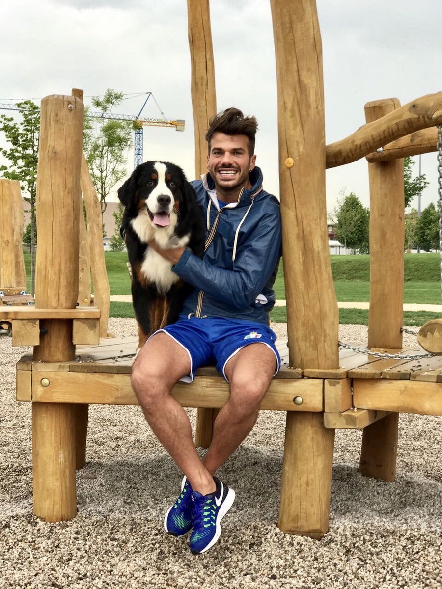 sona_claudio's tweet photo. Workout al parco giochi 🐶 https://t.co/20tkmtD8ZG