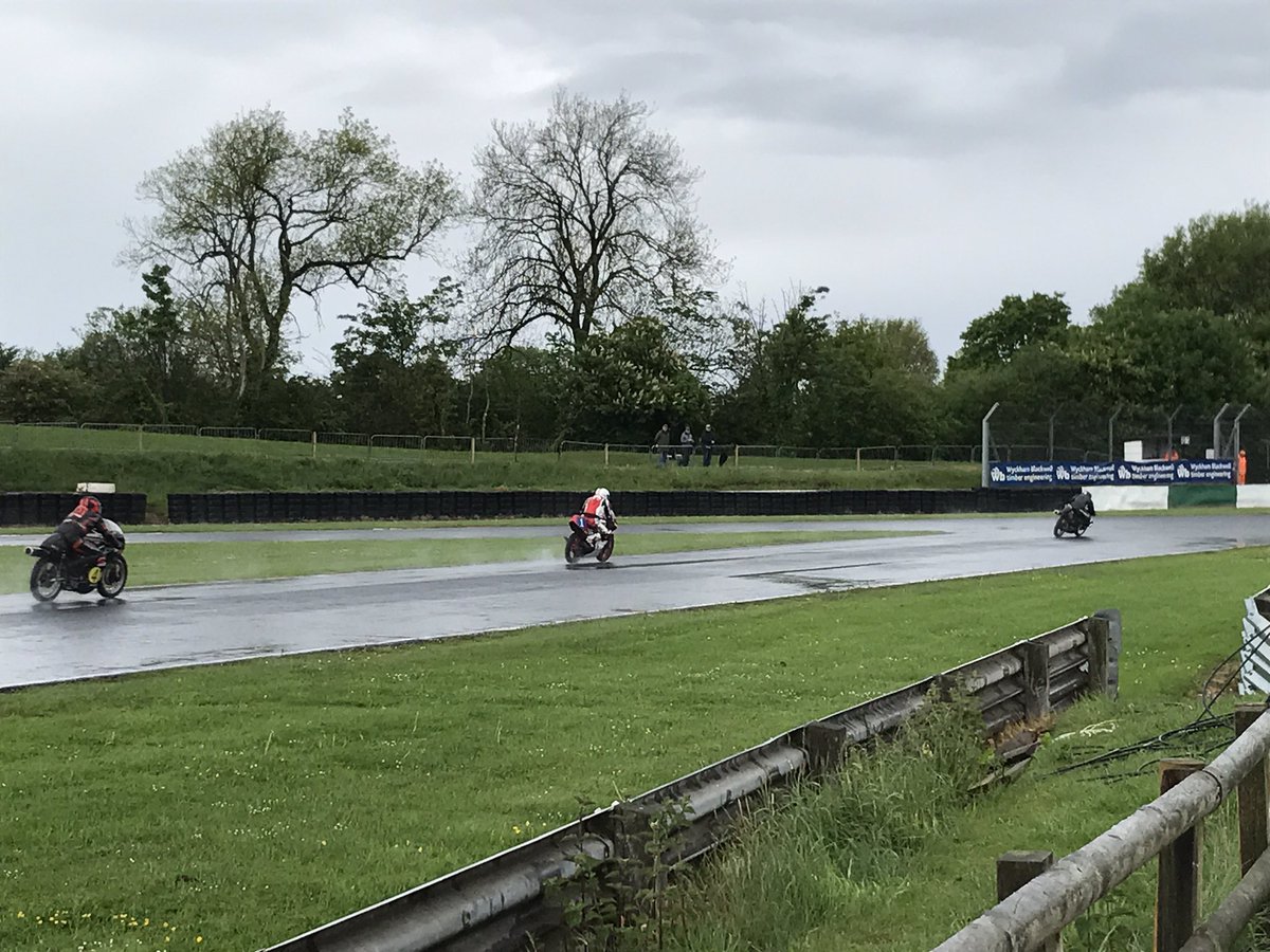 ClassicRacingMC's tweet photo. Brilliant racing @mallorycircuit today, great to be back! Wet but soooooo fast! #fastclassics #nowets https://t.co/0qcHsI6X5I