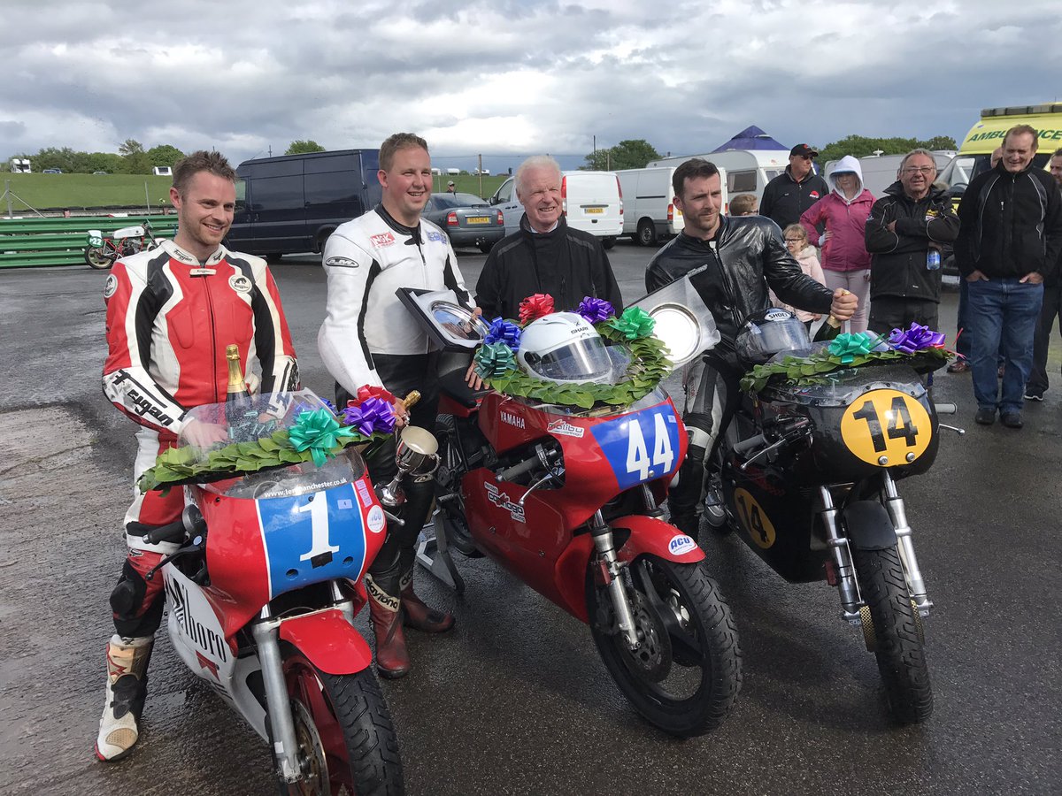 ClassicRacingMC's tweet photo. Brilliant racing @mallorycircuit today, great to be back! Wet but soooooo fast! #fastclassics #nowets https://t.co/0qcHsI6X5I