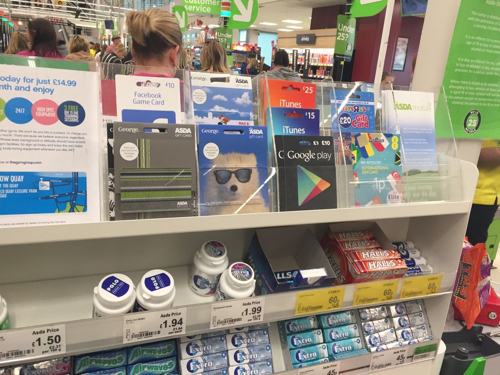 ScottMcGready's tweet photo. Been asked to go to a shop and buy a gift card to pay a fine? It's a scam. Hang up, @takefive, and #tell2 people (including police). https://t.co/8yzL7QDXFM