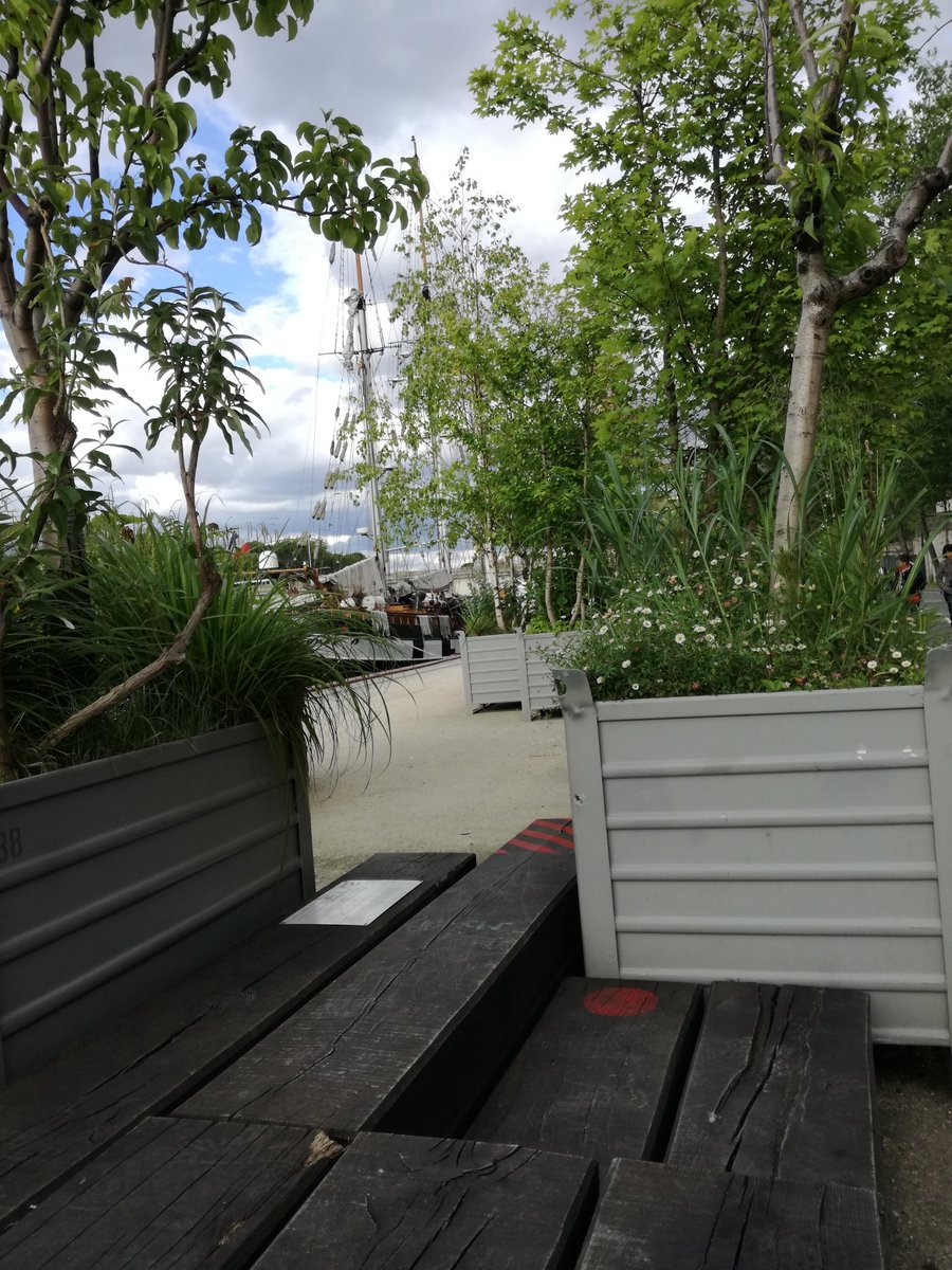 eRolling_Mag's tweet photo. Balade Parisienne en #giropode #ninebot des moutons, des #FormuleE , des bateaux https://t.co/iPm0fbL9hW