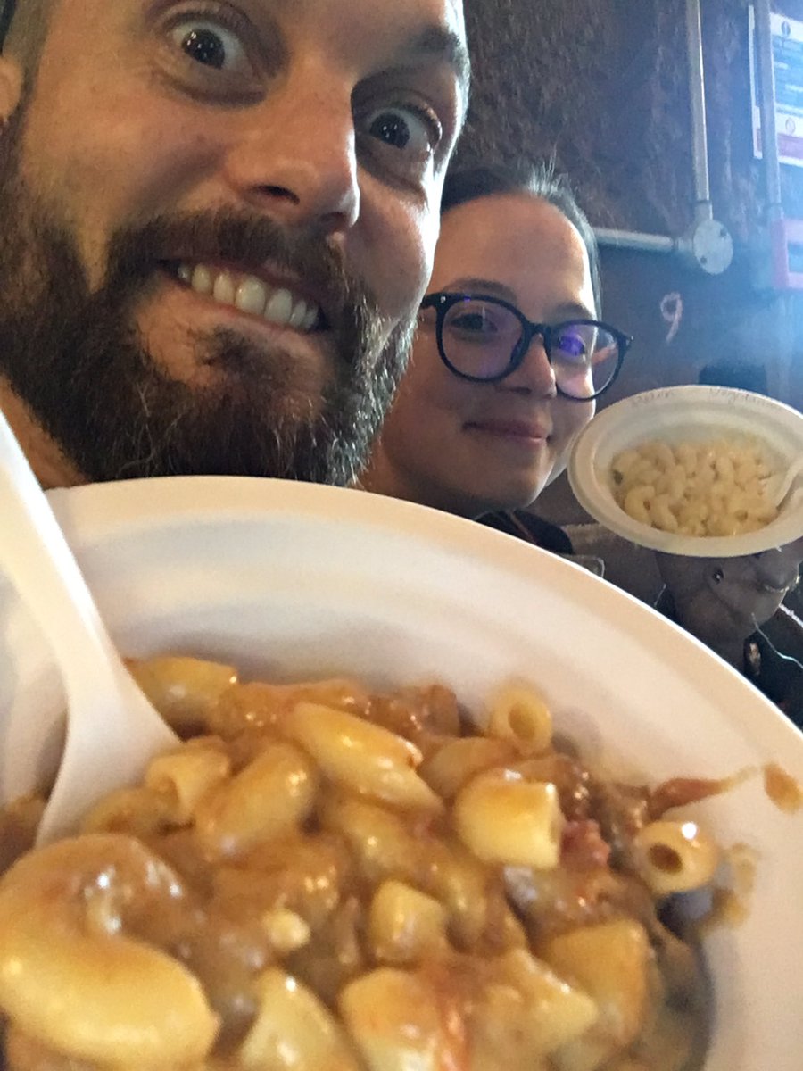 flyersavage's tweet photo. @FoodieExplore The end is near! But not before I've demolished this Mac n mex at Waverley Tea Rooms. #McIntoshAndMe https://t.co/JsYZENDjci