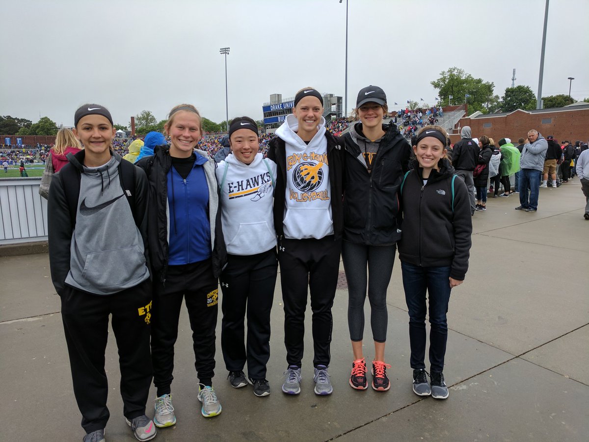 ehawkwrestling's tweet photo. Ladies finish 8th in the Shuttle! https://t.co/HovAMwsOEO