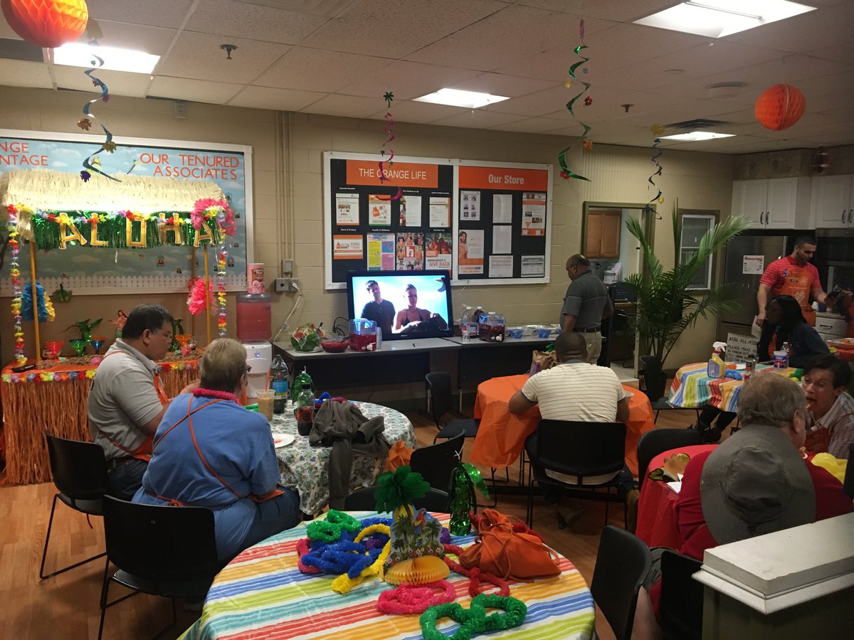 AsiaHD0904's tweet photo. @kesaun333 @chris @Tino_Longobardi @LourdesPerry https://t.co/e3duZYaW74