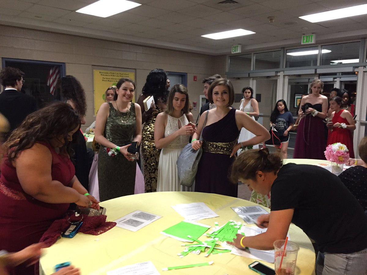 WLHSAfterProm17 tweet media
