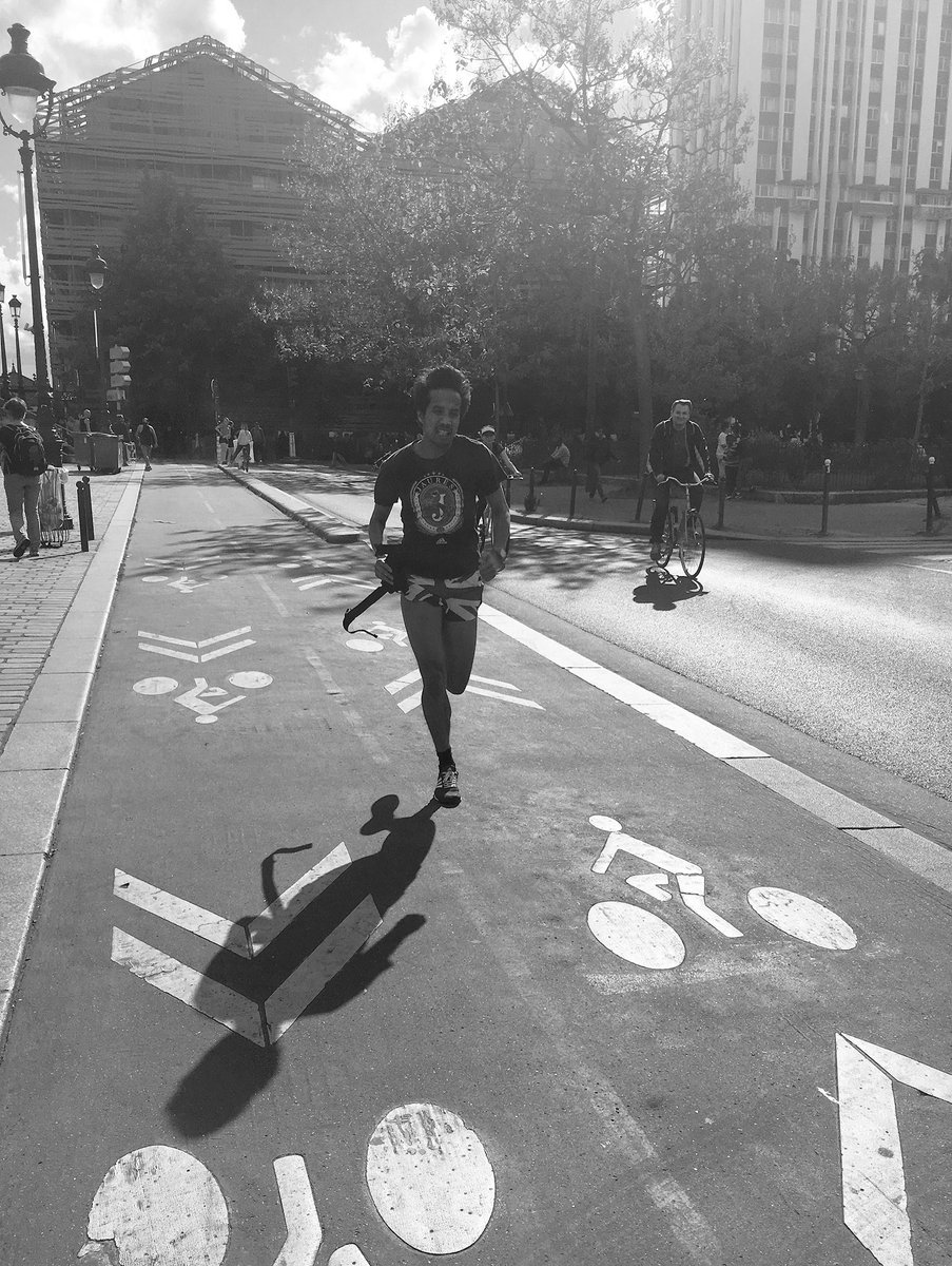 Go go go 🐎

#StrongerTogether #whyirunjaures #whyirunparis #PureBOOST DPR #RoadToTheFinale #24hStreetRace