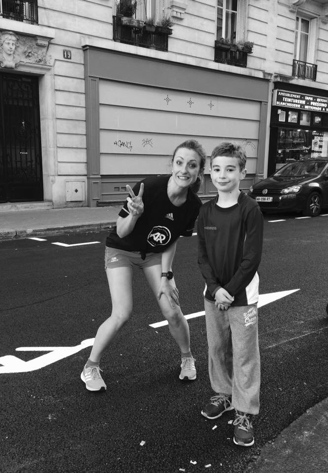 LauretteRunning's tweet photo. #whyirunpigalle #24hours #pureboostdpr #whyirunparis @AR_Pigalle La Relève ! https://t.co/XVzNoGY95j