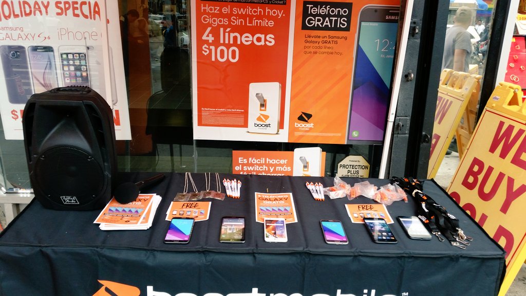 Boost_IAli's tweet image. #weekendwarrior #SBS selling #Tableevent @ G&amp;amp;M Mobile in #BKstrong driving promotions and sales!! 4/$100 Unlimited #BestFamilyPlanEver