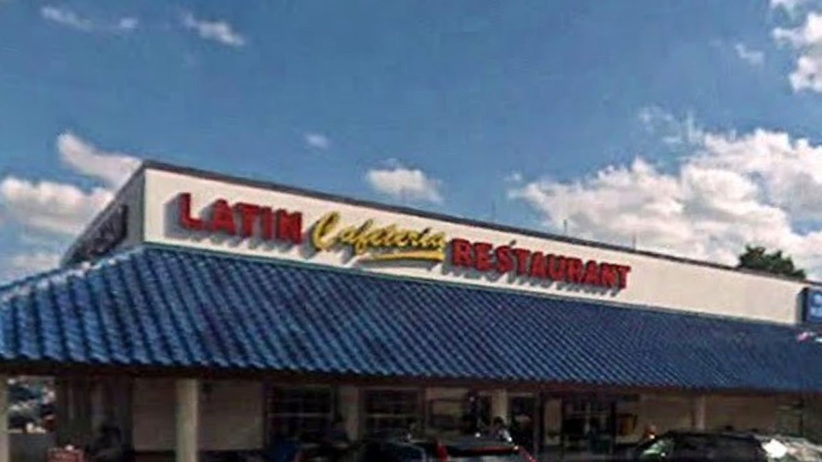 1 dead, 1 injured during shooting near West Gables bit.ly/2rDqbyA https://t.co/zHxhNoY1XV