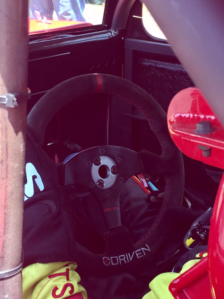 RuffBryson's tweet photo. On the pole @ConcordSpeedway @DrivenSteering @Bojangles1977 @BojlandGroup @VLKCHARLOTTE @barringerconst @RockwellTime @OGIO @GoPro #Hookit https://t.co/lGtleN1Qhx