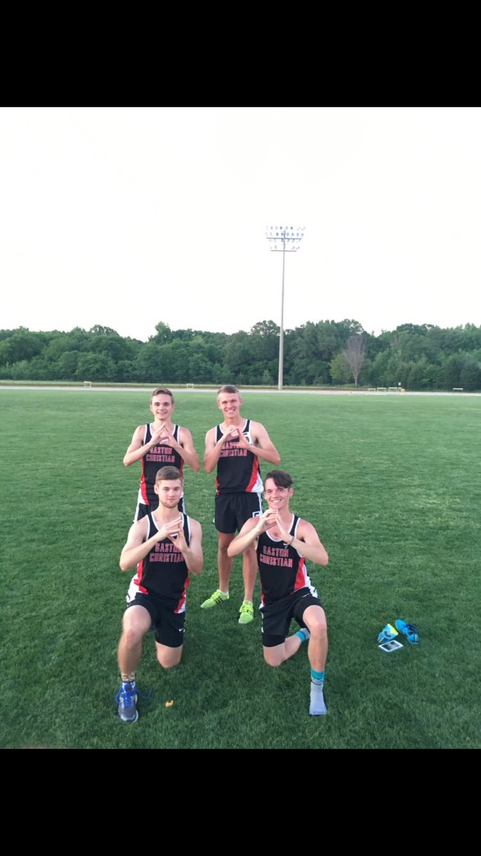 GcsRunning's tweet photo. The #JBCL crew runs their final 4x400 today as @Luke_Springs, @jproooney & Brice close out their careers. What an amazing journey it's been https://t.co/sgsSsBqIt3
