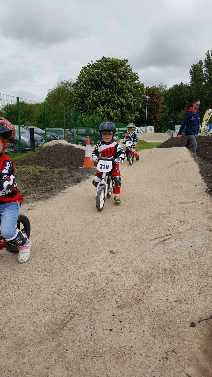 KidveloBikesUK's tweet photo. Loving flicking through today's photos #striderracinguk #futurechampions https://t.co/lPQgeHVMty
