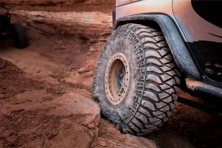 MickeyThompsonT's tweet photo. Guess the PSI?!?! #TBT #Moab2017 https://t.co/zZVdSaumc2