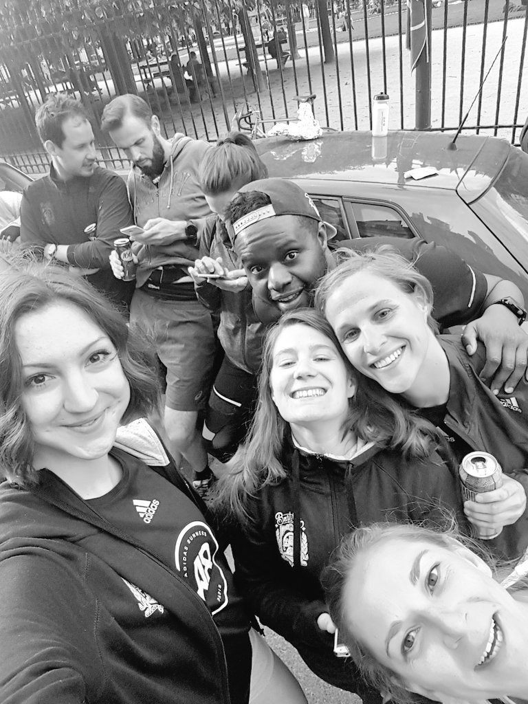 Alice___G's tweet photo. Toujours là ! 
#whyirunbastille https://t.co/CSE0dwZUrr