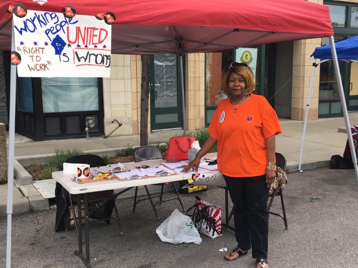 jessicapodhola's tweet photo. Annie w @LIUNA #264, APRI #HWIT
Getting it done at the Troost Festival.
#SignThePetition #rtwiswrong @MOAFLCIO https://t.co/E41UcDXC88