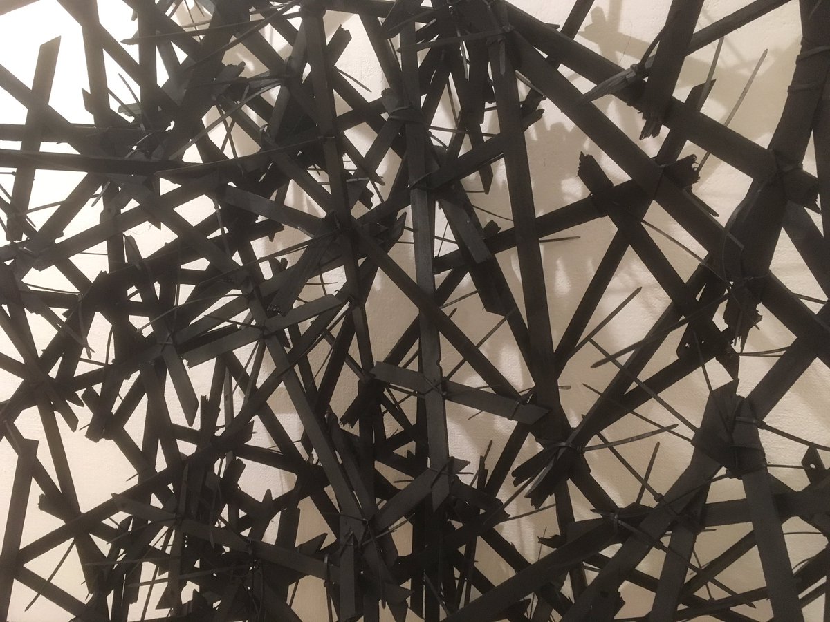 contextual_rave's tweet photo. And more...fine art rave at strand gallery @3Dfound_rave @FEDiploma @James_EH_Ward @LindaSDrew https://t.co/zHAwz59O2a