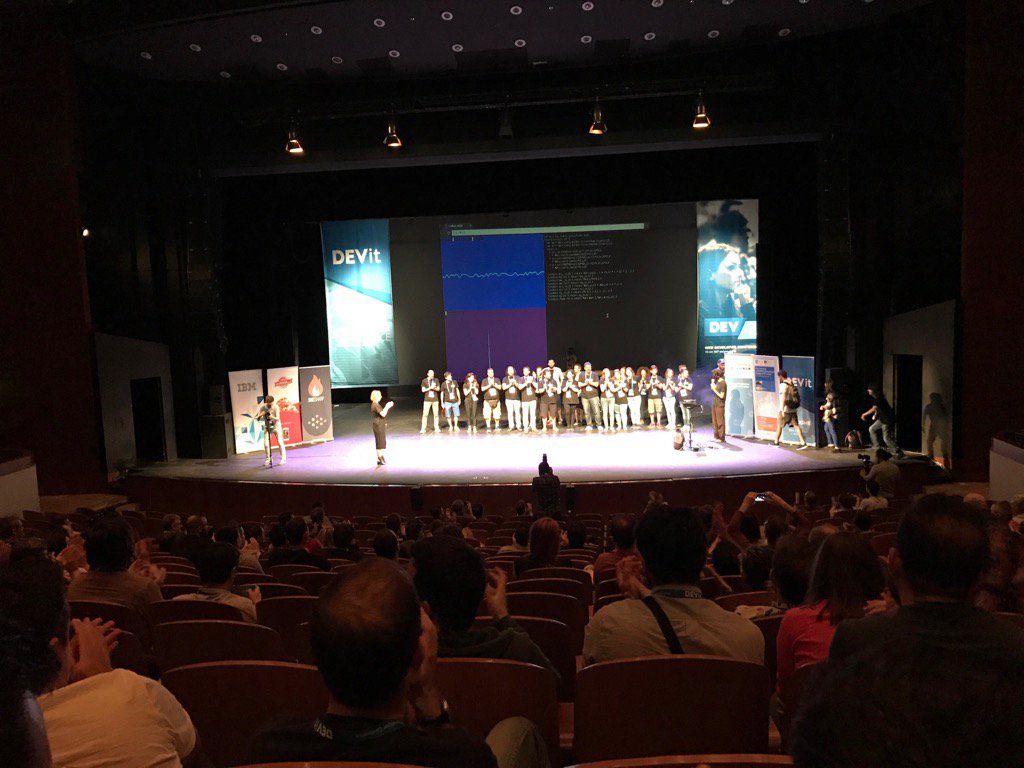 ritazzhang's tweet photo. Thanks #devitconf for having us! Awesome first impression of Greece ❤🇬🇷To all new friends, feel free to connect :) https://t.co/dHgypFicC9