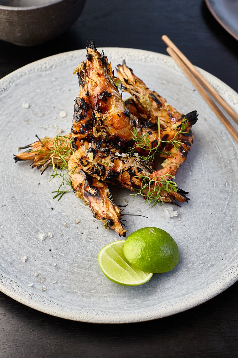 DonDohoficial's tweet photo. Ven y deléitate con los mejores sabores en DonDoh. Te recomendamos los langostinos a la parrilla, con yuzu kosho, hierba luisa y culantro. https://t.co/Rsqvm3QsMz