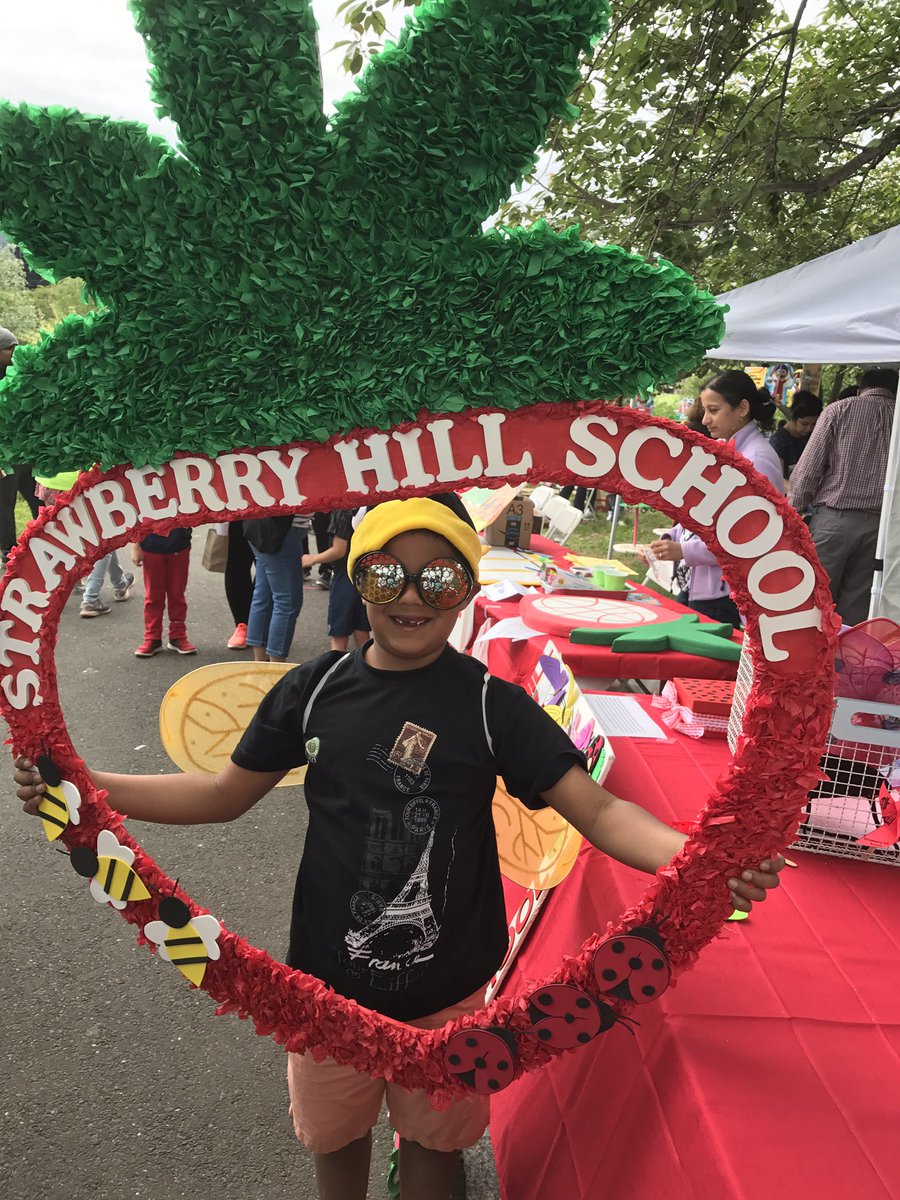 xmonly1's tweet photo. #strawberryhill #proud https://t.co/pGKE4bmgKd