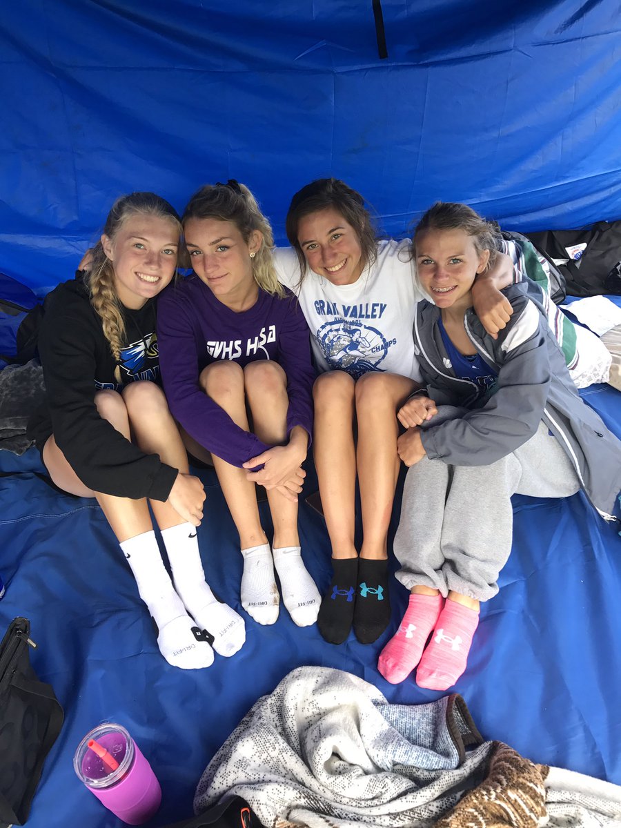 GVSD_Track's tweet photo. Girl's 4x8 of @aliiiitodd @kaylawadeee @mariahlister @morgoscott punch their ticket to the State Meet next weekend with a 3rd place finish! https://t.co/ksIywcOGuG