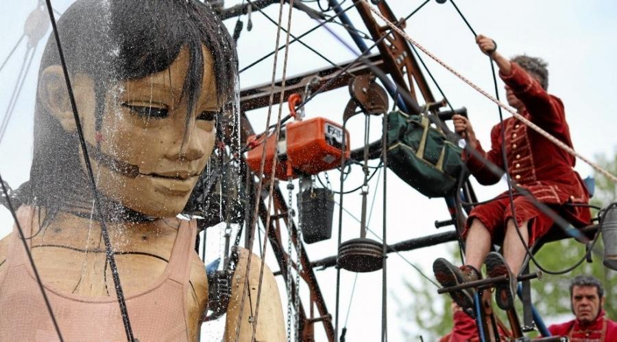 OuestFrance44's tweet image. Les Géants nantais de Royal de luxe émerveillent Montréal ebx.sh/2q3OJR4