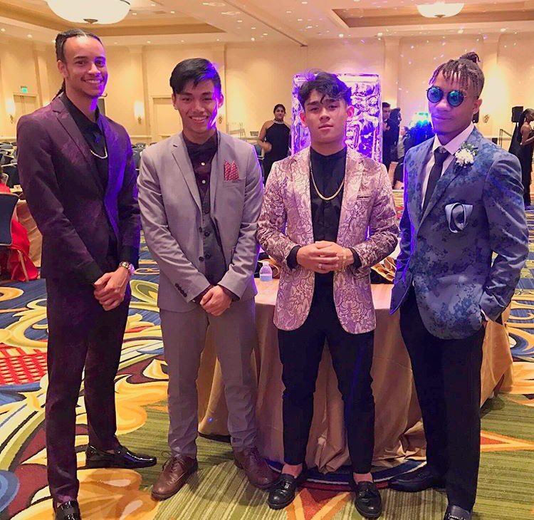 Dem_Raider_Boyz's tweet photo. Our Seniors at prom last night!
#DRB2017 #rooseprom2k17 #DemRaiderBoyz #prom
@_krisreno @agentohio1998 @myrenthapimp @Mr_Guillz_Yo https://t.co/5f1vWrFWsK