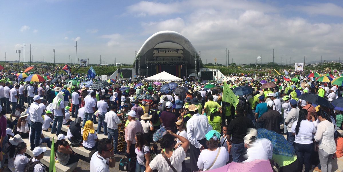 AgriculturaEc's tweet photo. "Gracias al pueblo ecuatoriano ganamos 14 elecciones consecutivas", @MashiRafael #Enlace523 https://t.co/1zPcjRwDni