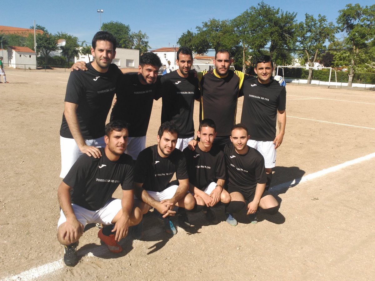descartesclub's tweet photo. Los compis del @TorralbaFutbol consiguen mucha ventaja en Llanos del Caudillo ganando 0-6 en ida d semifinales de la Liga d la @DiputacionCR https://t.co/Mkb3iBBfp9