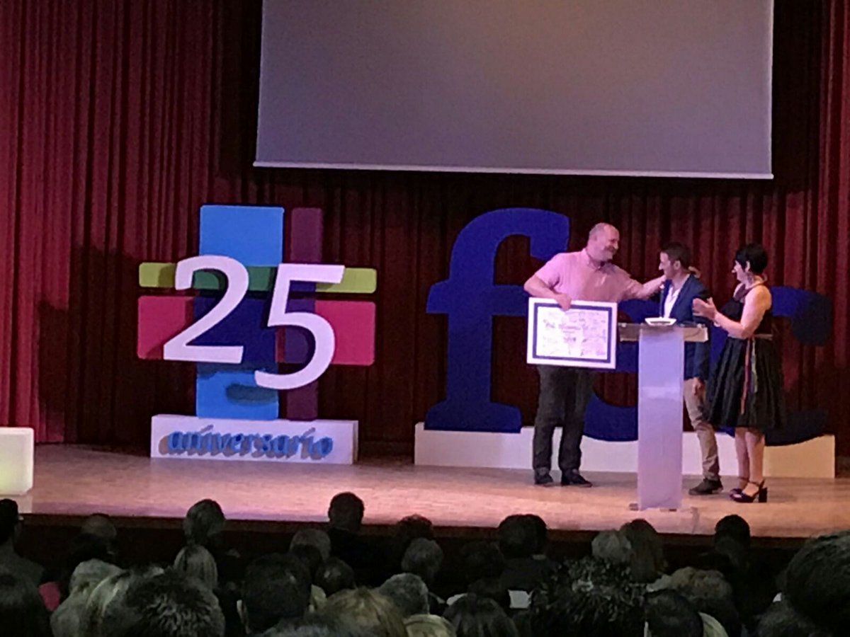 pepindediego15's tweet photo. Gran día hoy en Madrid en el #25ANIVERSARIOFEC
Demostrado, que SOMOS much@s remando en la misma dirección. https://t.co/0BAwlw7AwW