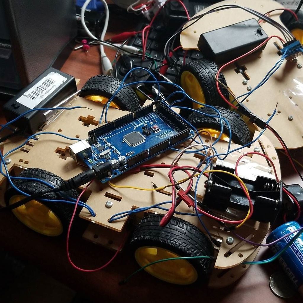 arduinopibaker's tweet photo. #hacking with #arduino for a #car #arduinoproject #arduinomega2560 https://t.co/krYhfX5xsN https://t.co/dpHYM5EvNG
