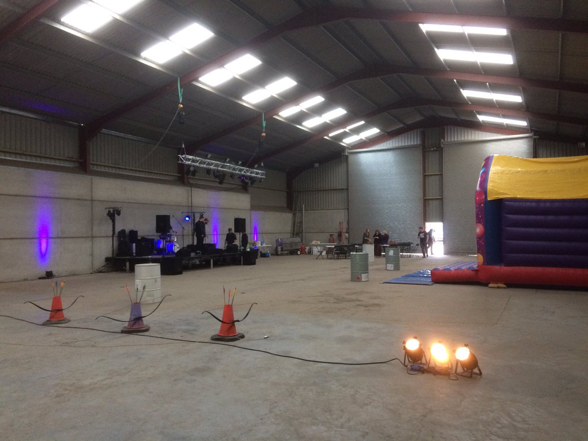 TheGunShow4's tweet photo. Looking forward to celebrating with @RSWSound and @MarwellActivity 's manager Graham tonight. We also have @CalumBoitz98!! Boom! Excited! https://t.co/mqAC6FDso6