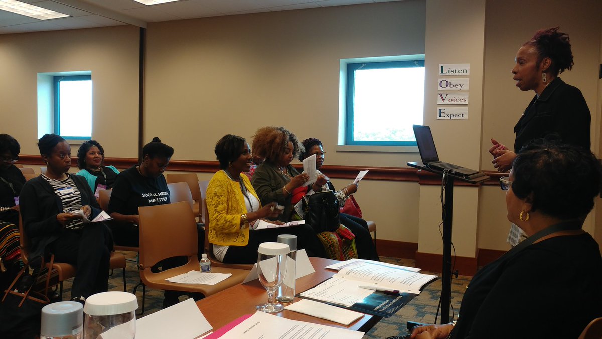 Prof_LABeyonce's tweet photo. We just got started! Presenting at #Beyondcon17 @FBCG Roadmap for planning a successful Faith based Health and Wellness Event https://t.co/aqTsGdcR3y