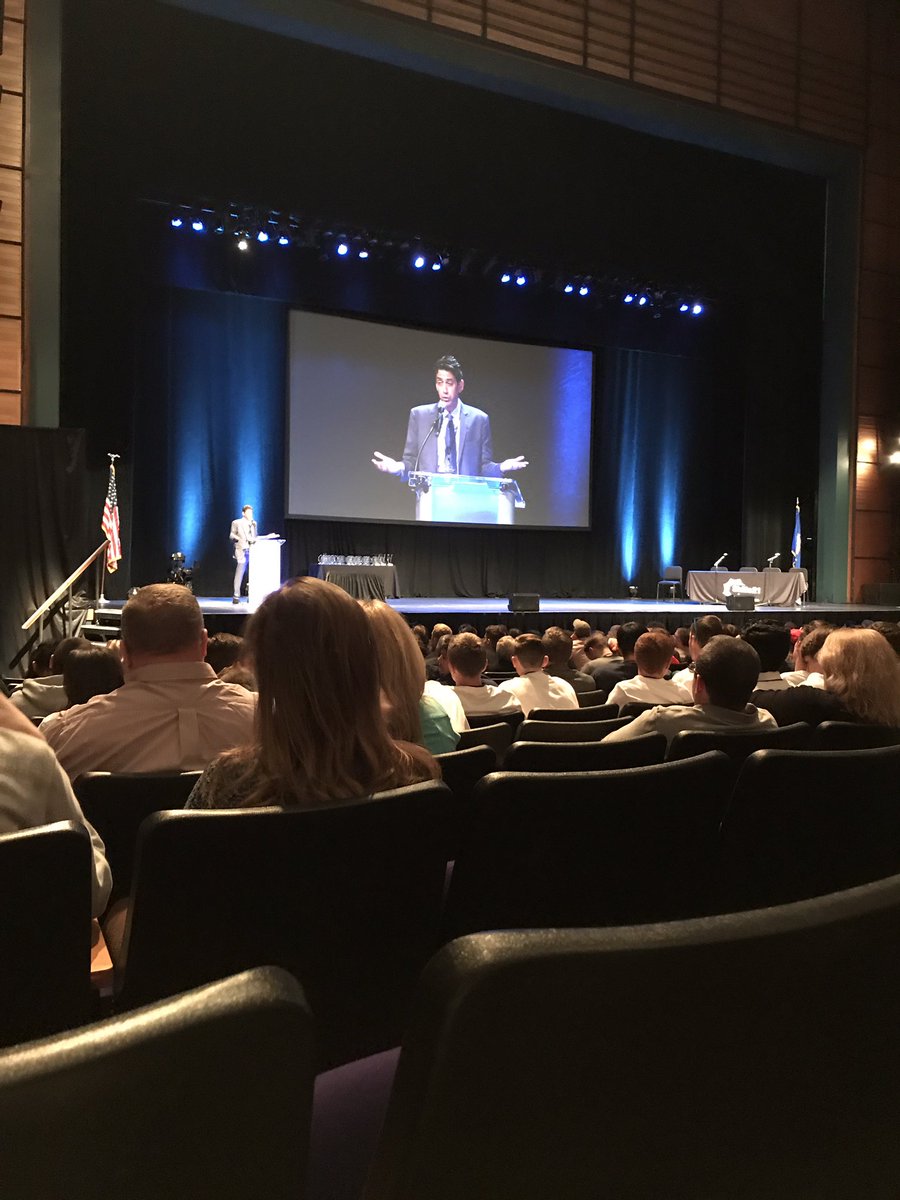 SkywatchEH's tweet photo. Award Ceremony!#SkillsInAction #Expo2917 🎉 https://t.co/xfoKOvlmMk
