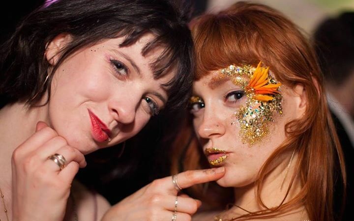 throwbackdisco's tweet photo. Yo @HoxtonSquareBar ! You heard we got the @JingoMusic crew with us tonight - making y'll look even more #pretty! #hoxton #timeoutlondon https://t.co/PoxmtN9CZu