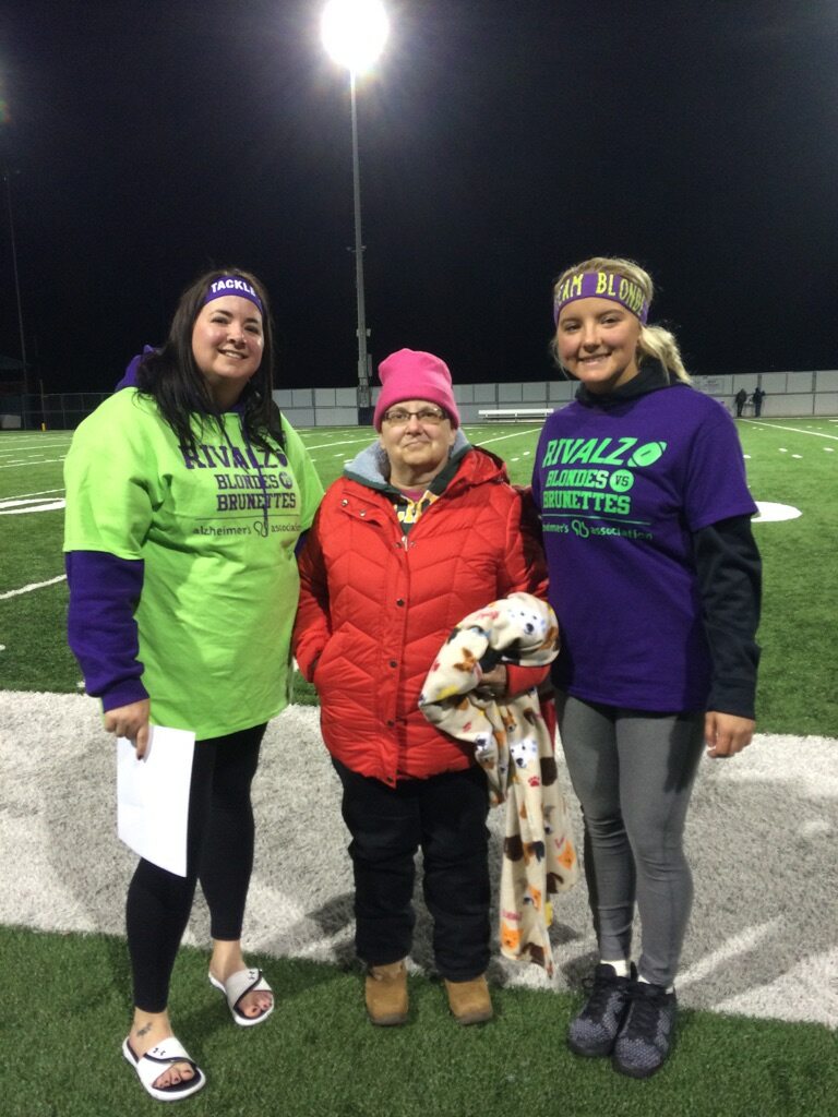 Meyblm26's tweet photo. Had a great time last night!  Thanks to all who donated and/or came to watch. Brunettes for the win! #ENDAlz  #Rivalz #Gobrunettes https://t.co/5KZQ8D2SvS
