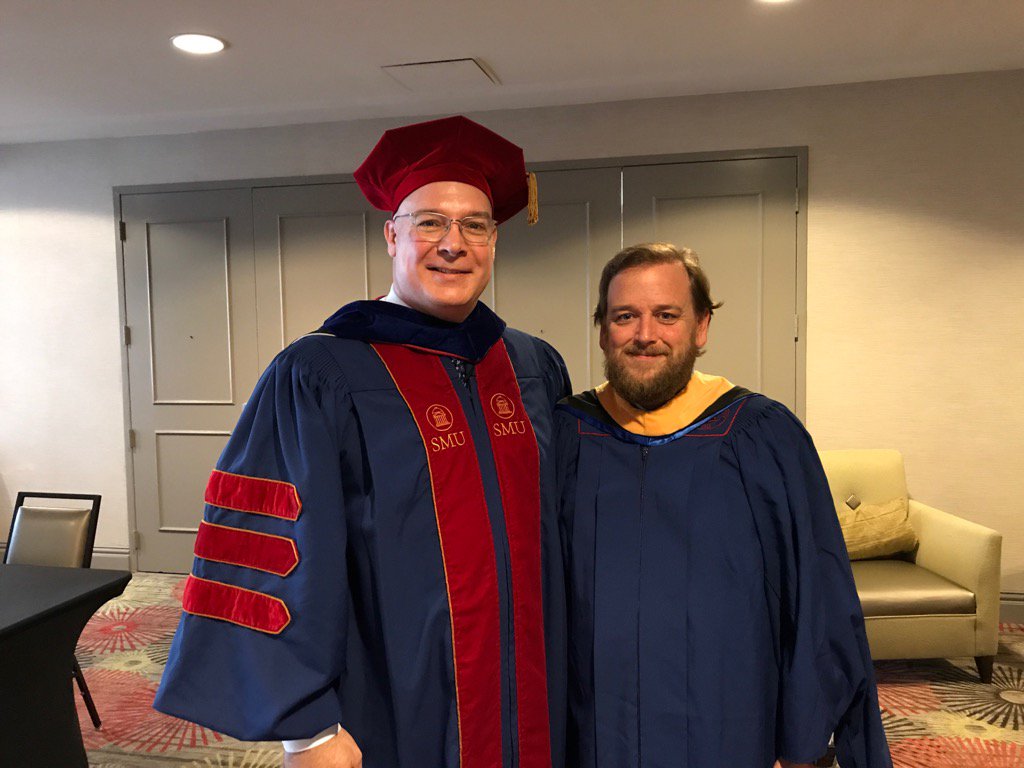 jimbglenn's tweet photo. Jim and Dr Engels #smugrad https://t.co/E9Kd7Fmobn