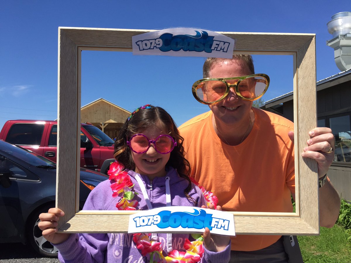 1079CoastFM's tweet photo. There's an AWESOME party happening until 7 at @Windmill_Beer. Come celebrate the grand opening with live music, BBQ and locally brewed BEER! https://t.co/IeBmjk25Fk