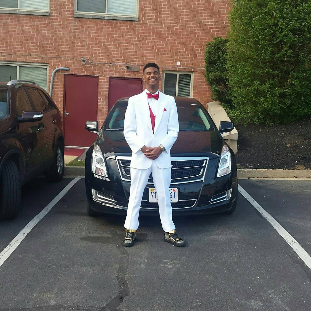 damnderrick's tweet photo. A night to remember #oxonprom2k17 https://t.co/anfBpDufUh