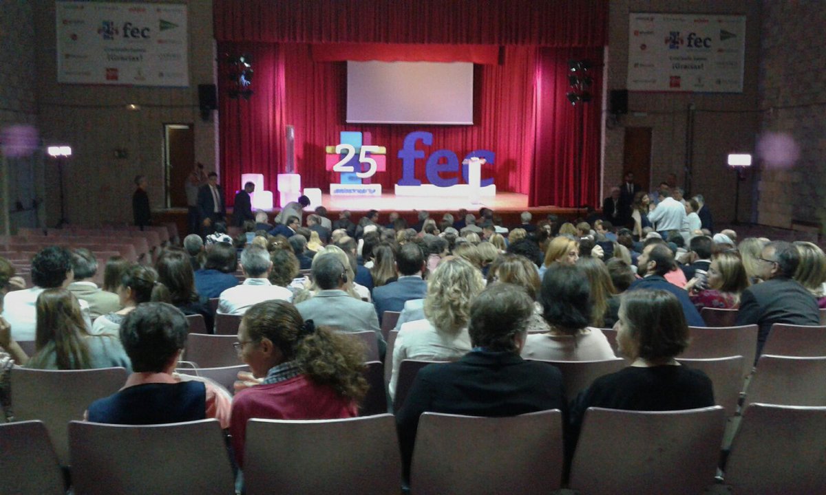 smpazmu's tweet photo. Representación de nuestro colegio @smpazmu en la celebración #25AniversarioFEC en Madrid #somosfec #fec25 https://t.co/1vaTODLXfG