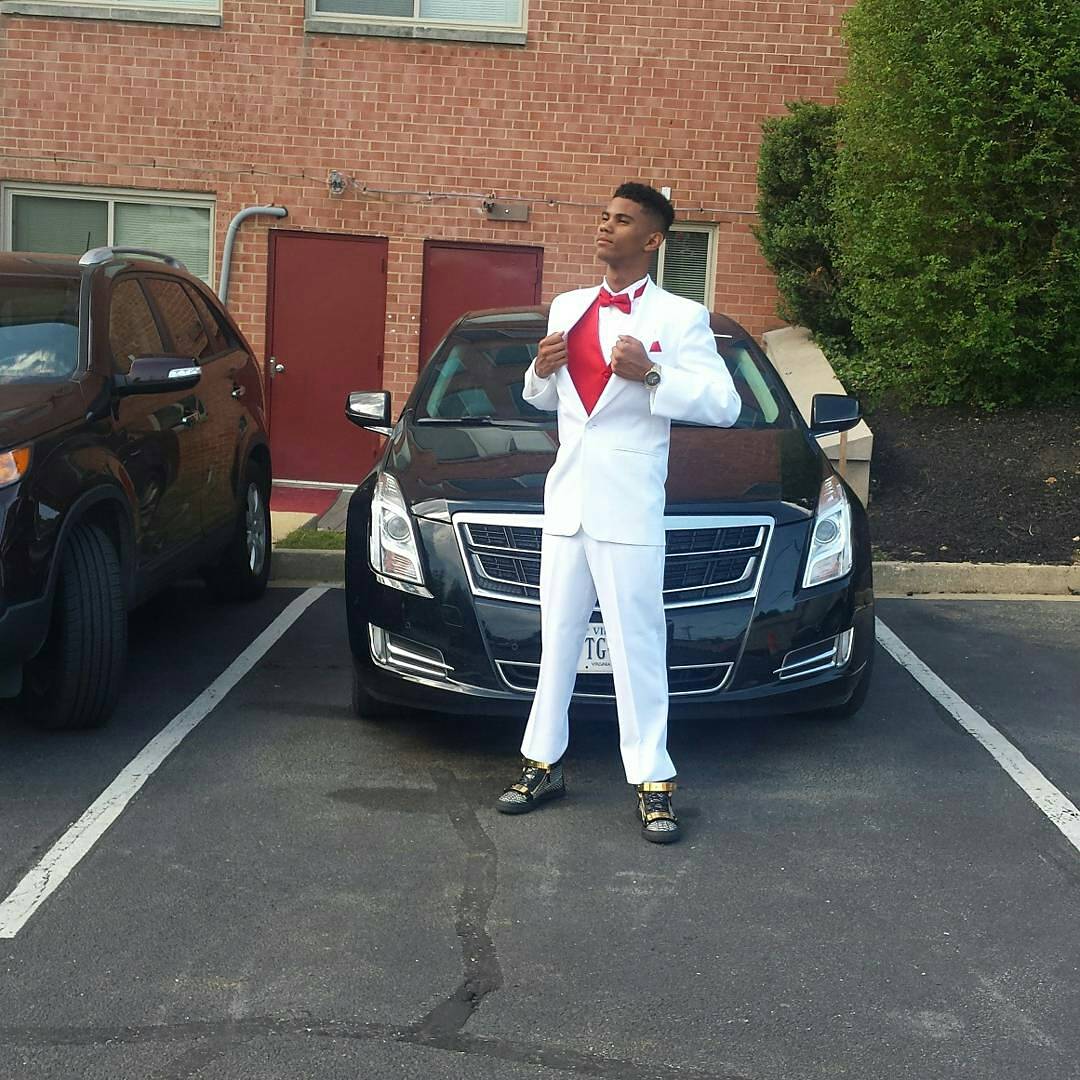 damnderrick's tweet photo. A night to remember #oxonprom2k17 https://t.co/anfBpDufUh