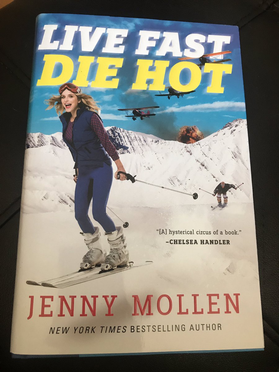 DaDishE's tweet photo. The power of social media &amp; instagram stories- @jennyandteets is hysterical so clearly I had to buy her book. 📚❤️#livefastdiehot #loveher https://t.co/EA2b8p0j4P