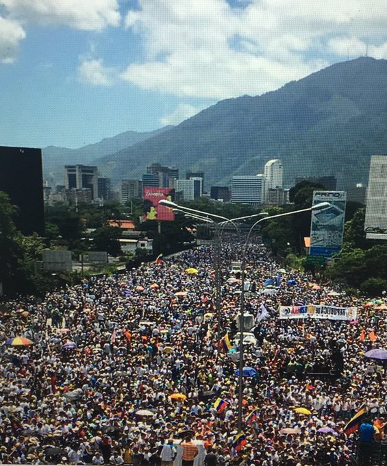 Ver imagen en Twitter Ver imagen en Twitter