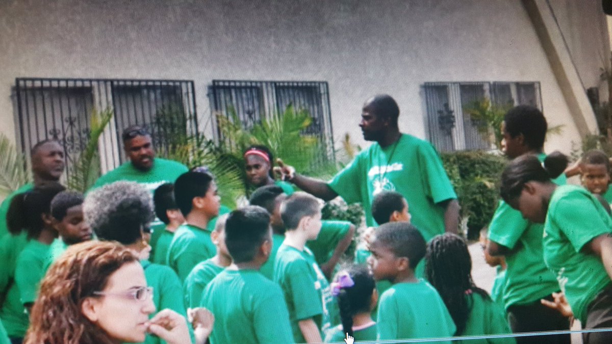 justreallyqute's tweet photo. #JrNBACOYLAL https://t.co/9DwoNhxETa