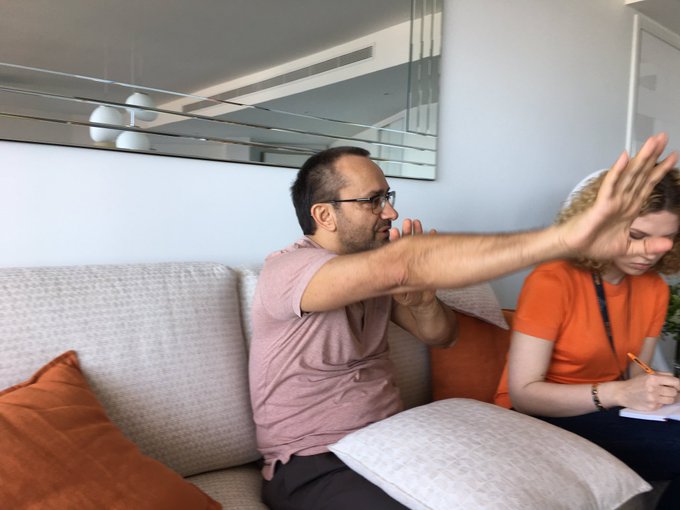 Voir l'image sur Twitter Voir l'image sur Twitter