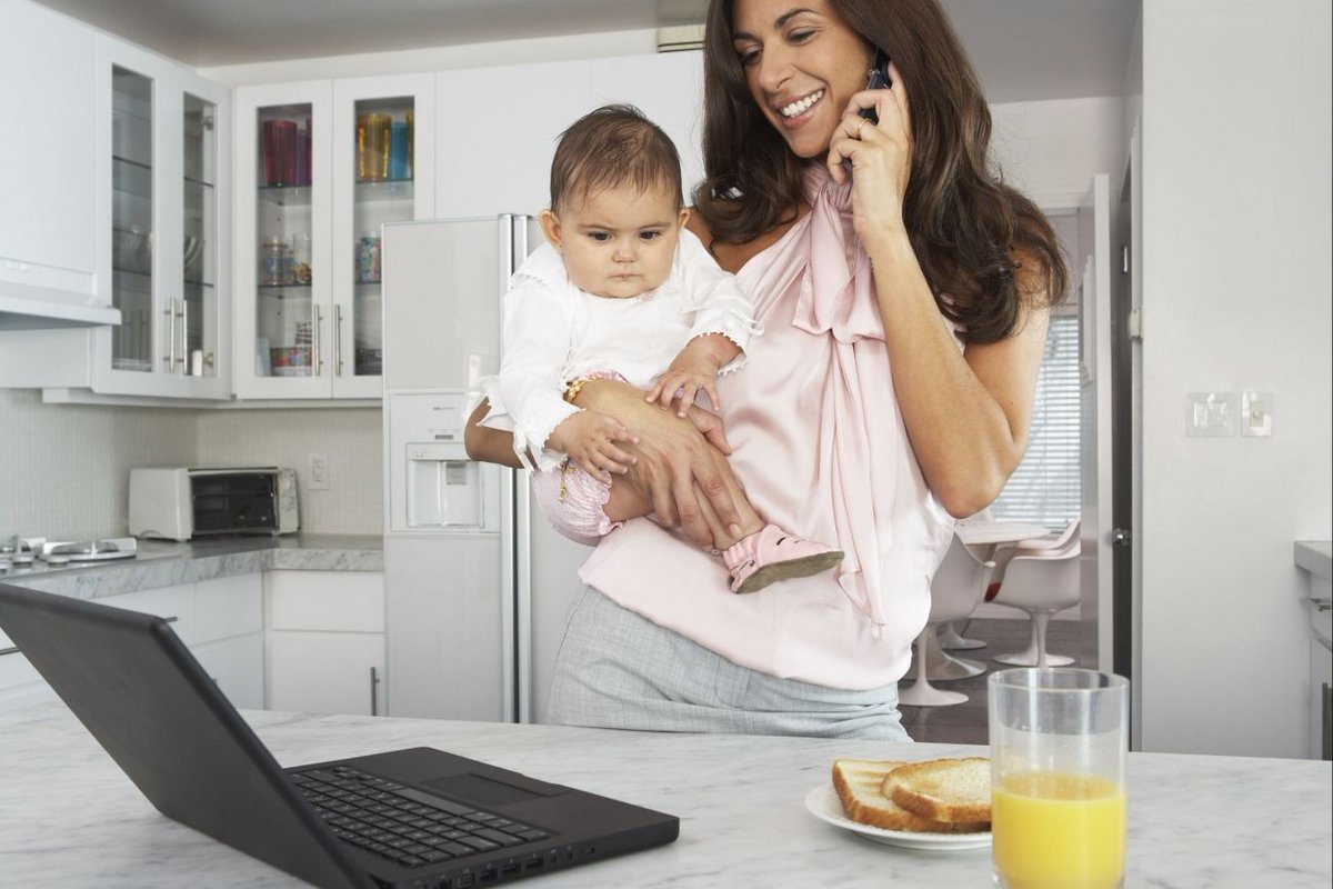 OttawaCbs's tweet photo. 5 Tips For Juggling Motherhood and Running a Company #entrepreneurs  https://t.co/HOiZpPOcXD https://t.co/6mXpaopy9G