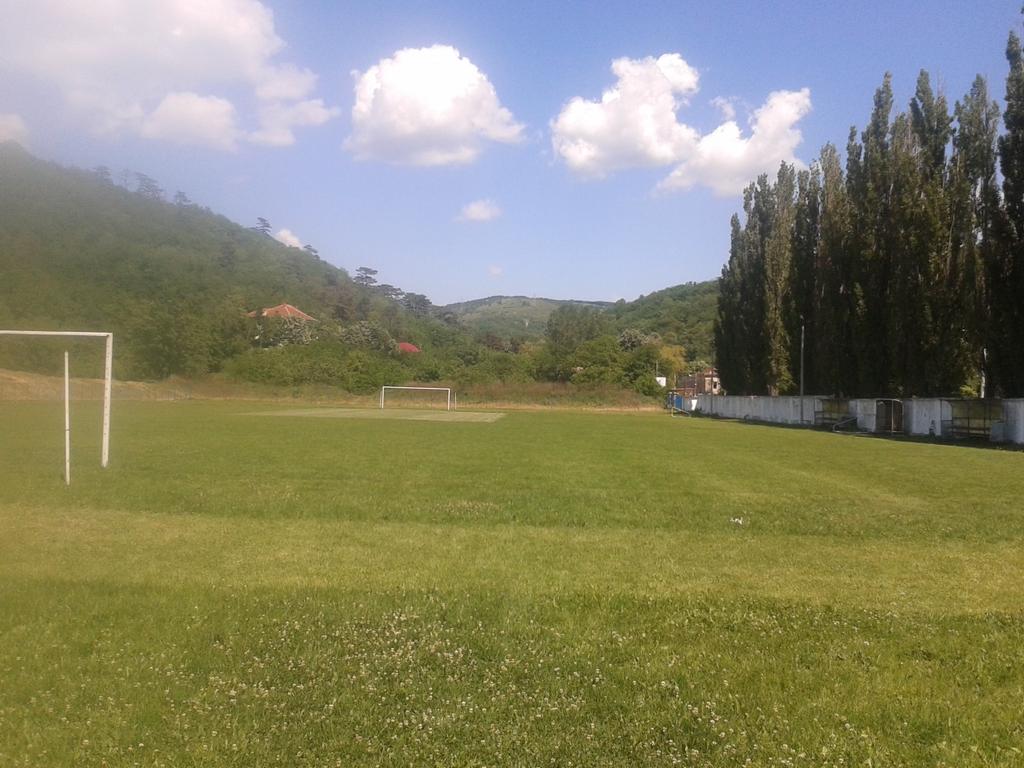 joca_t's tweet photo. This is where the #legend Miodrag #Belodedic made first football steps #MinerulMoldovaNoua https://t.co/FLgmxSk9YE