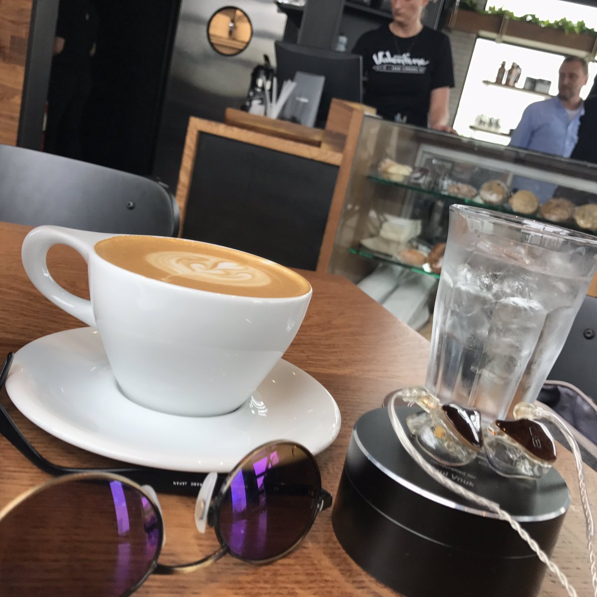 PVnukJr's tweet photo. My office for this afternoon, @RecordingMag article writin' time at the new Oak Creek location of @valentinecoffee https://t.co/TlG8ccDnQc