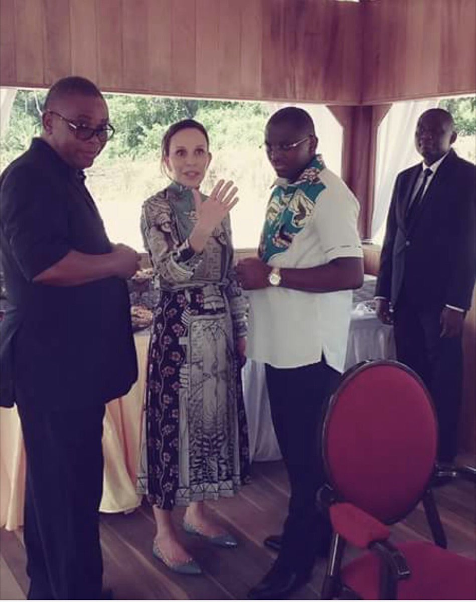 EssonguePatrick's tweet photo. Cérémonie d'inauguration d'edock city #viafe #Mitzic #Lalara #Ndjole #Gabon. @Sylviabongo @AndrewGwodock @Gwodock 5 https://t.co/10f884x9rV