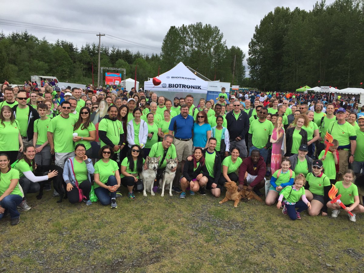 BIOTRONIK_US's tweet photo. We're so proud of our team! Committed to educating about the importance of #hearthealth at the #PDXheartwalk! #BIOTRONIKCares #letsdothis https://t.co/D3FNaHegOx