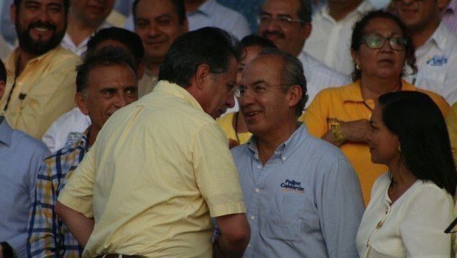CuliacanMorena's tweet photo. #PRDTraidor #PRD17 #JuanZepeda #morenaGana #DelfinaGobernadora Amlo 2018 @SenadoresPRD https://t.co/a95tUhvMng